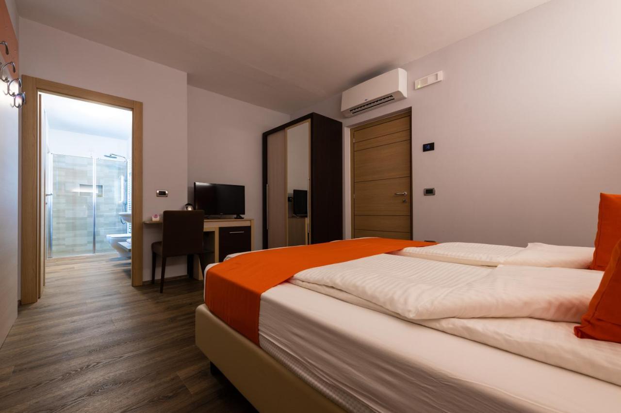 Albergo Casavecchia Tilliarn Exterior foto