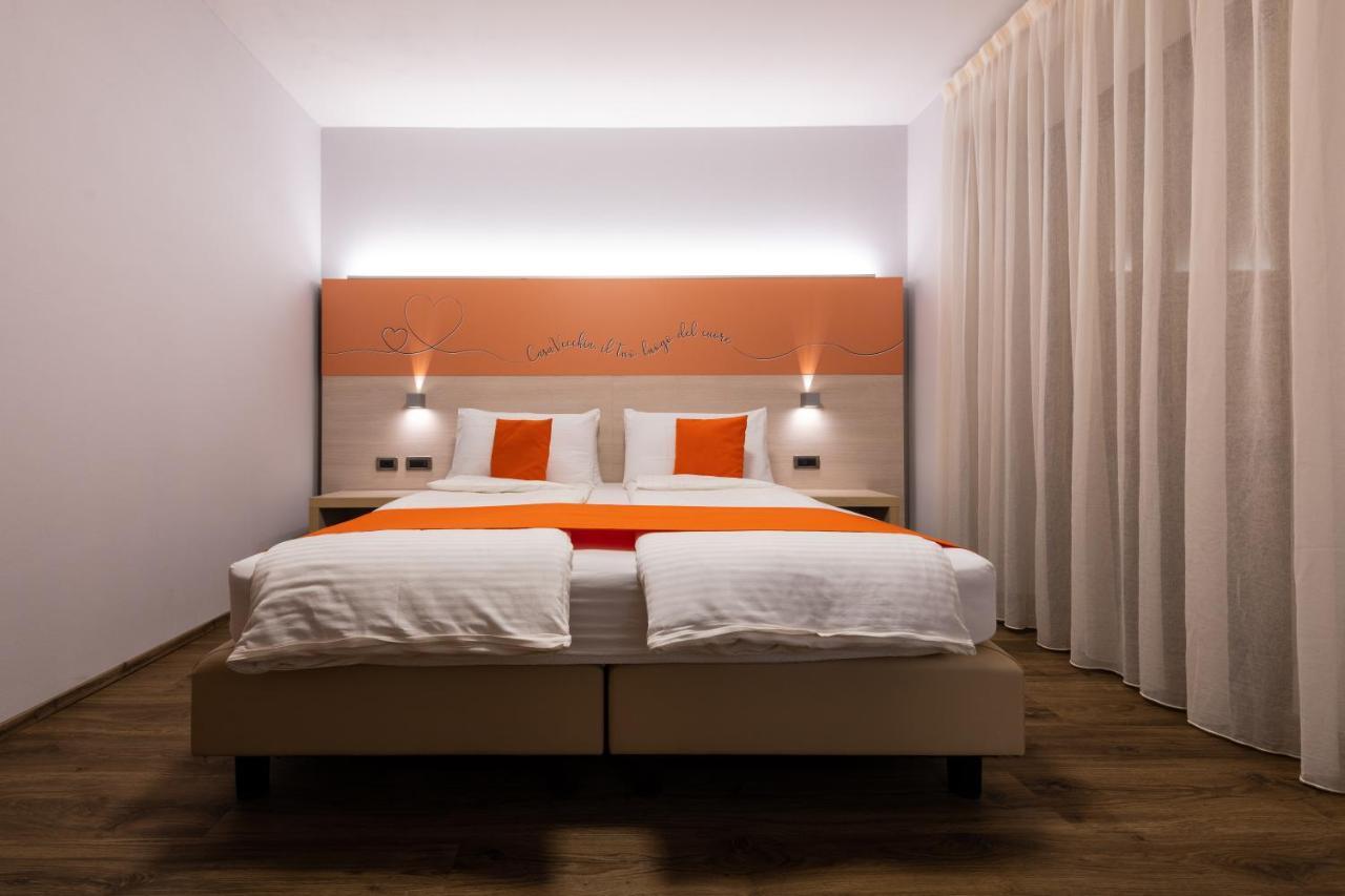 Albergo Casavecchia Tilliarn Exterior foto