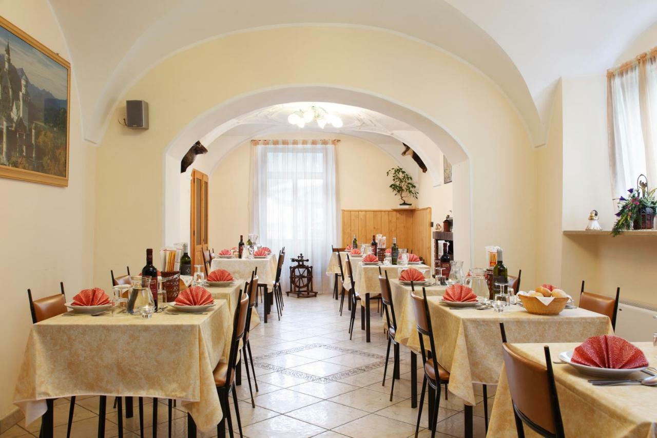 Albergo Casavecchia Tilliarn Exterior foto